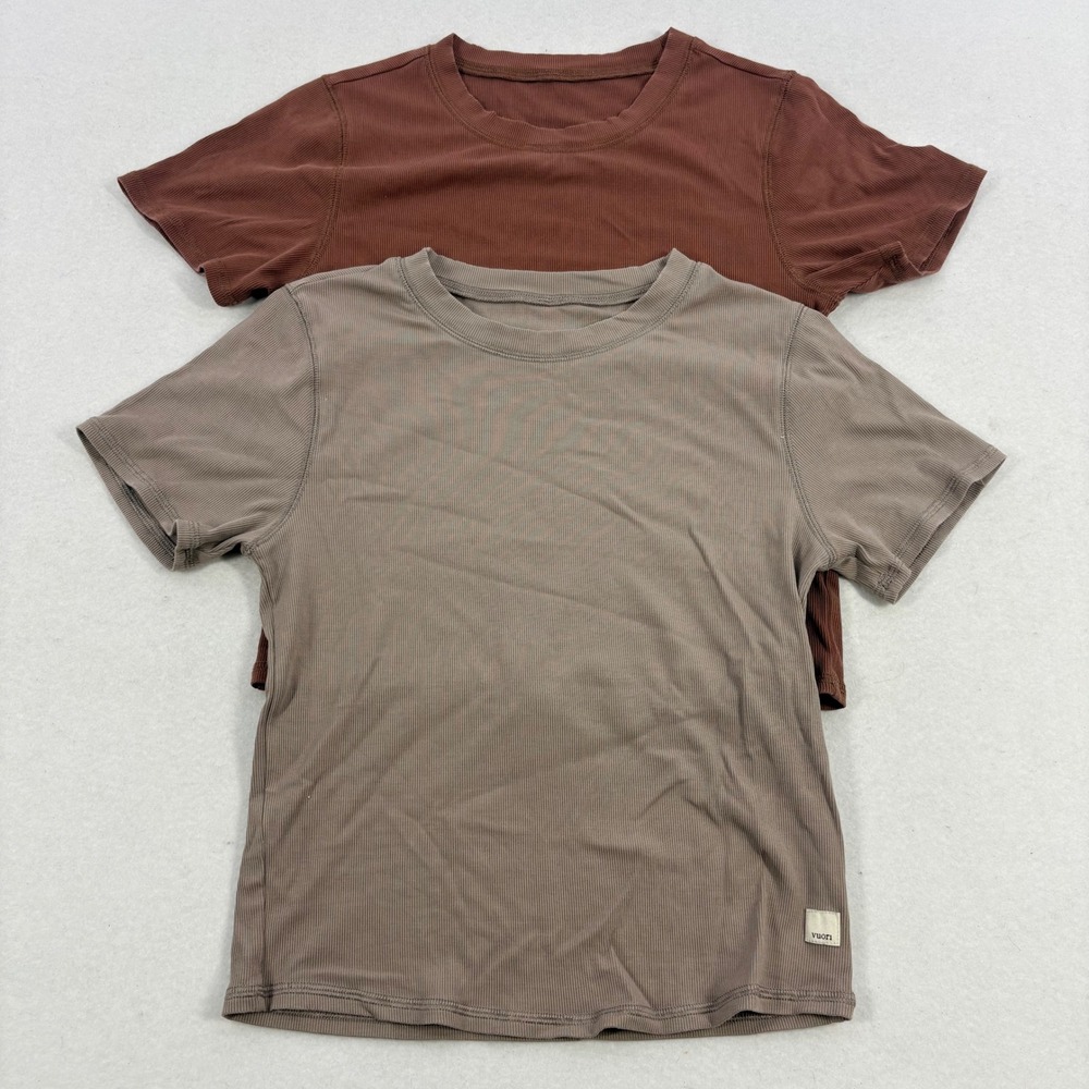 Vuori Mudra Fitted Tee Women M Brown Taupe Ribbed Short Sleeve Shirt Bundle 2pk
